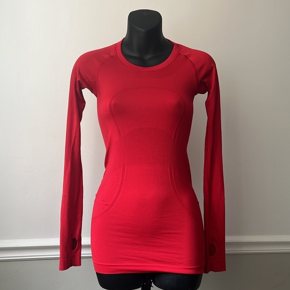 #112. Lululemon Swiftly Tech Long Sleeve 2.0 - Picture 5 of 15